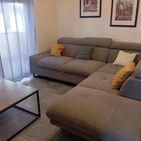 Apartman Olic Ražanac Eksteriør billede