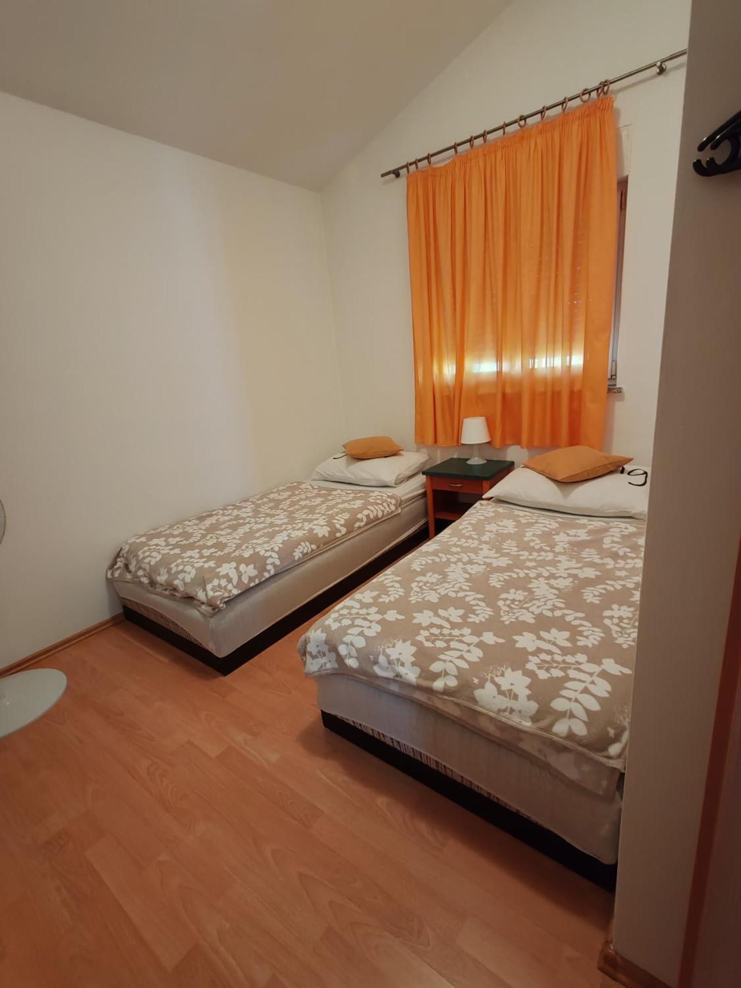 Apartman Olic Ražanac Eksteriør billede